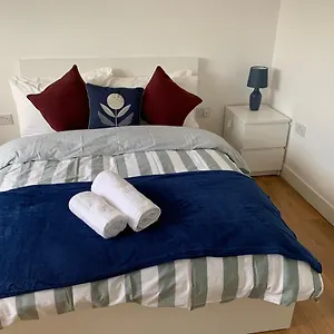 https://299-barking-road.brighton-hotels-england.com